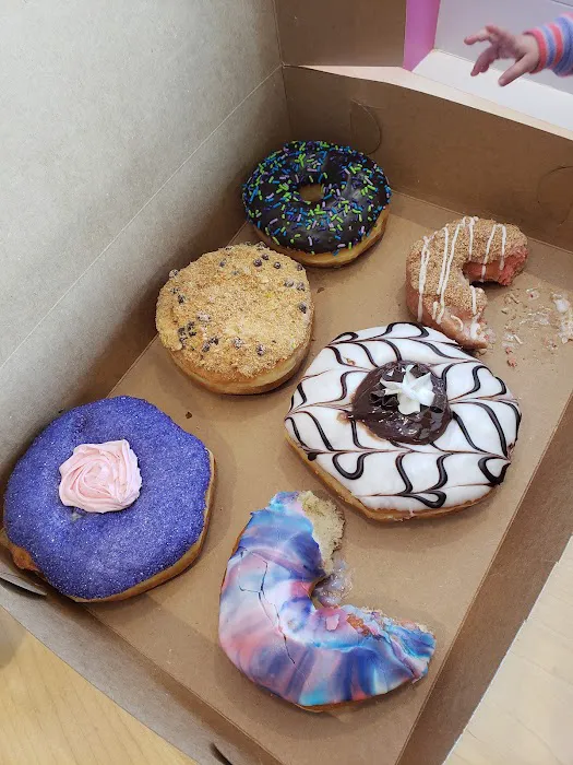 ICON Donuts & Sweetery Picture 7