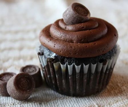 Cheryl's Flour Garden Bakery & Coffee Bar