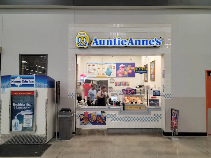 Auntie Anne's Picture 8