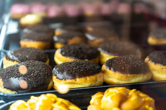 ICON Donuts & Sweetery Picture 3