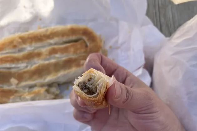 Ledos Bakery
