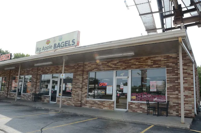 Big Apple Bagels Picture 6