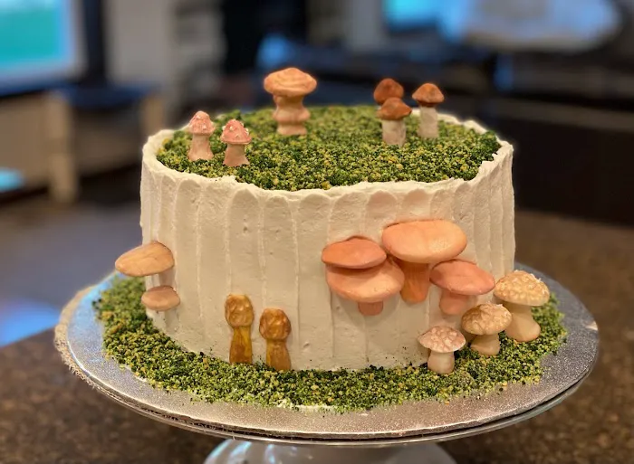 Candi's Cake Creations Picture 2