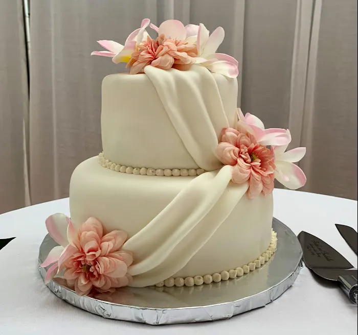 Candi's Cake Creations Picture 6