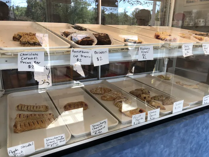 Simply Cinnamon Bakery Picture 9