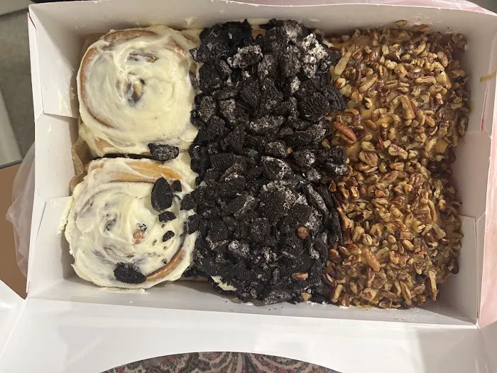 Cinnabon Picture 5