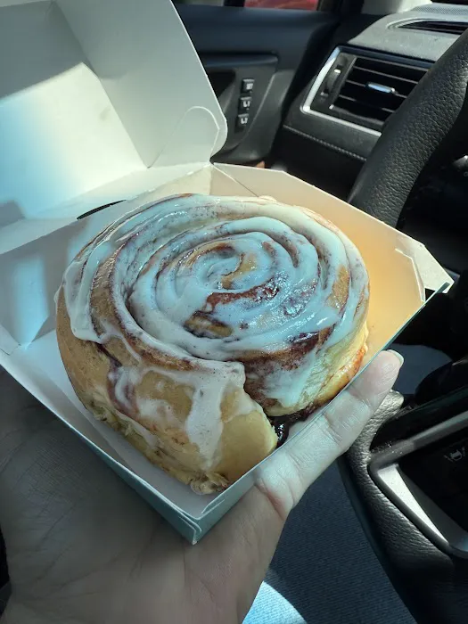 Cinnabon Picture 7