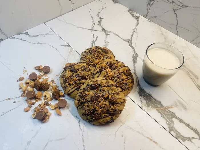 The Chunky Cookie Jar Picture 1