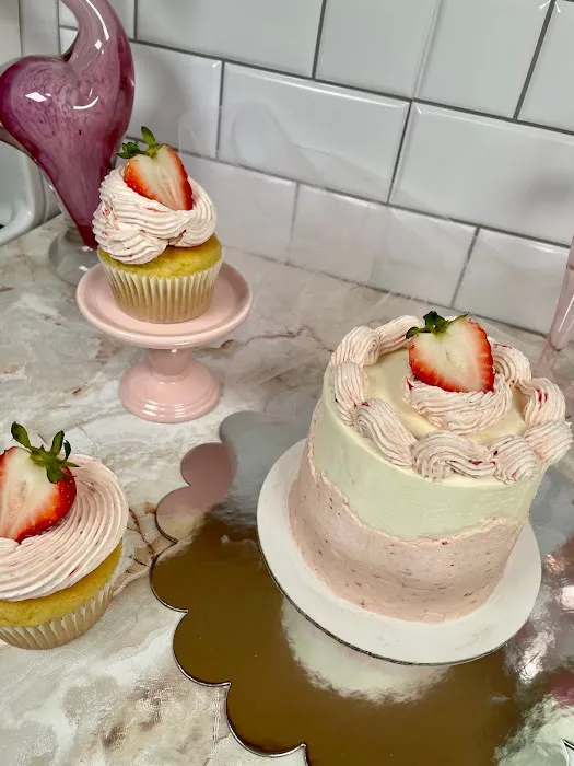 Cakes and Bakes by Amber Picture 5