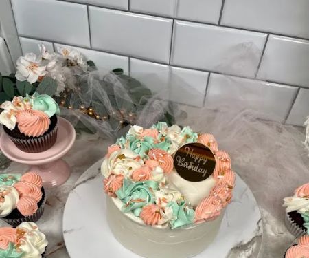 Cakes and Bakes by Amber