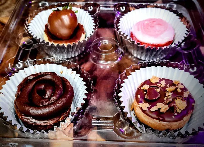 Just Dzuricks Cheesecakes Picture 10