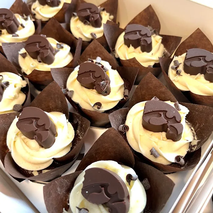 The Iowa Cupcakery Picture 5