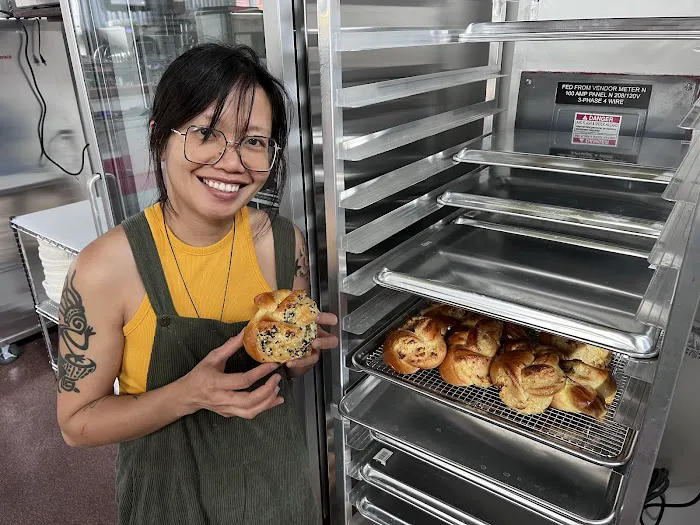anh's Bread Therapy bakery and tea house Picture 6