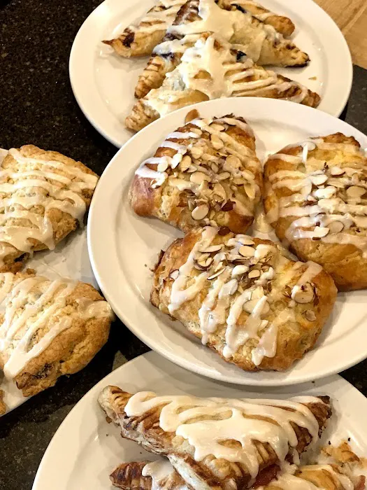 Krumpets Restaurant & Bakery Picture 4