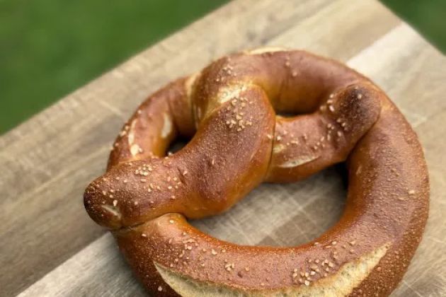 Dough Momma Bakehouse - Sourdough Bread, Pretzels, & More