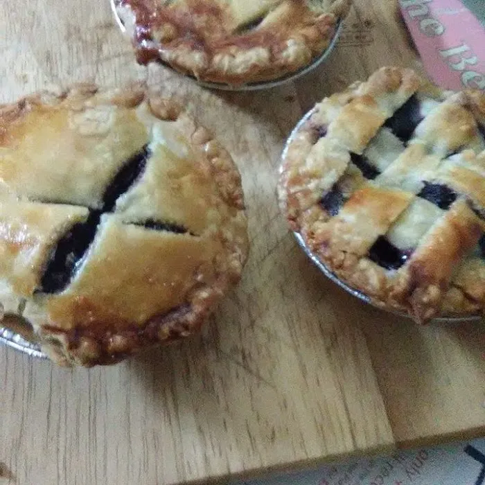 Zans Mini Pies Picture 1