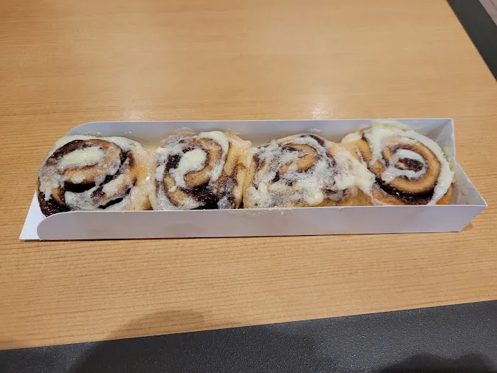 Cinnabon Picture 4