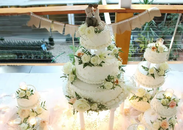 Jerry's Cake Corner Picture 2