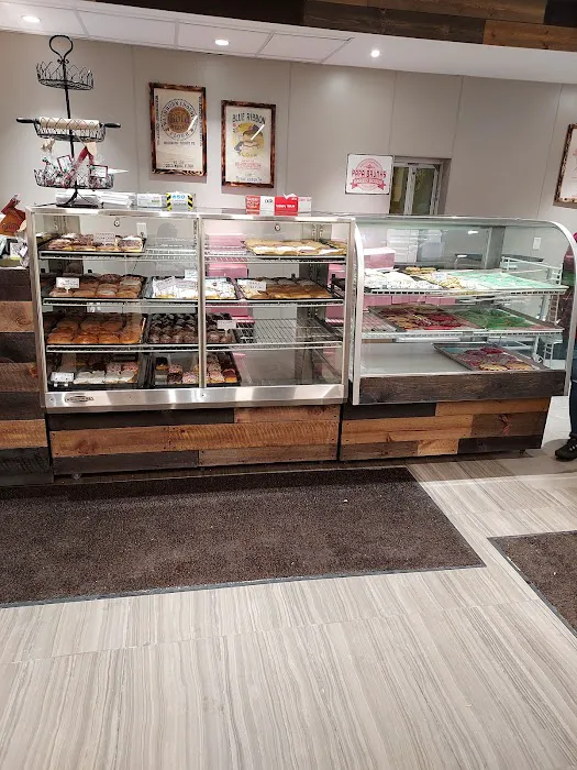 Papa Brunk's Bakery Picture 9