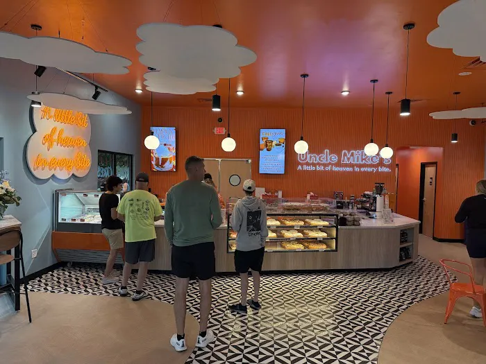 Uncle Mike's Kringle Shoppe Picture 9