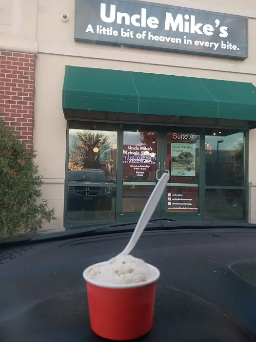 Uncle Mike's Kringle Shoppe Picture 1