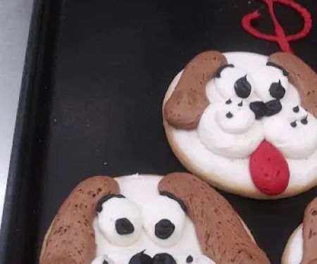 Hy-Vee Bakery