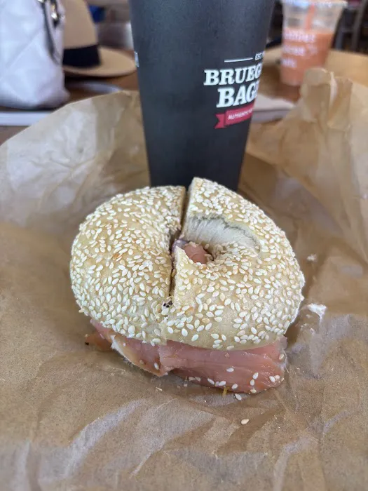 Bruegger's Bagels and Jamba Juice Picture 1