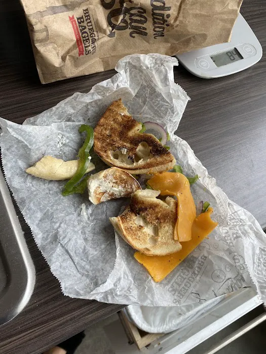 Bruegger's Bagels and Jamba Juice Picture 6