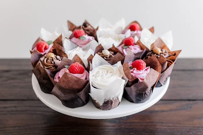 Small Batch Cakes Boutique Picture 3