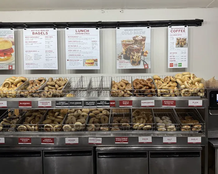 Bruegger's Bagels Picture 9