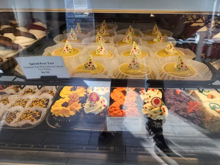 Simma's Bakery Picture 6