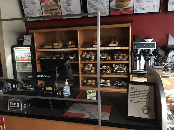 Big Apple Bagels Picture 9