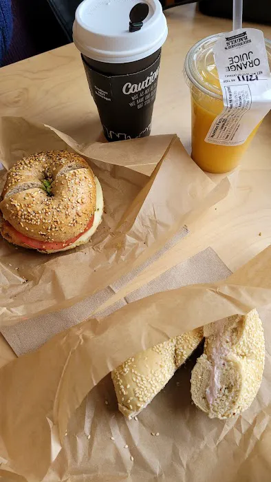 Bruegger's Bagels Picture 6