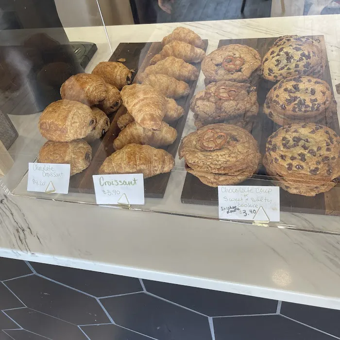 La Croute Bakery Cafe Picture 3
