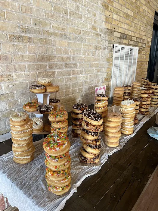 Danny’s Donuts & Bakery Picture 7