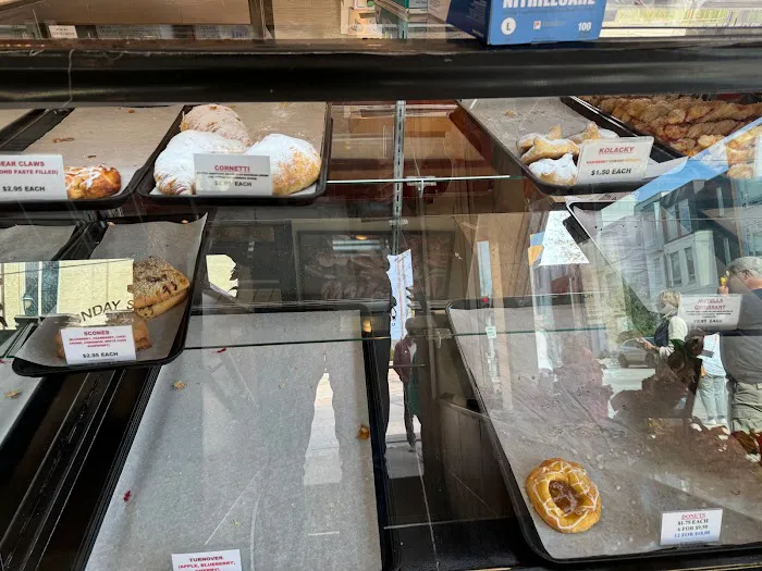 Peter Sciortino Bakery Picture 2