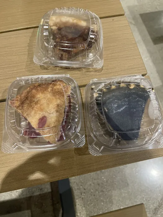 Mr. Dye's Pies Picture 4
