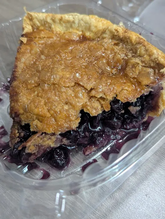 Mr. Dye's Pies Picture 5