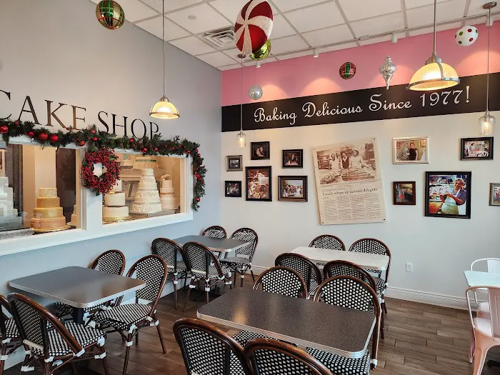 Aggie's Bakery & Cake Shop Picture 4