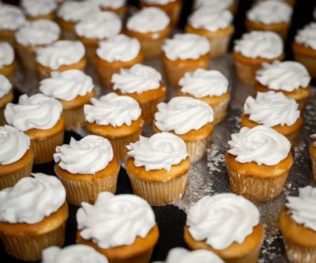Aggie's Bakery & Cake Shop