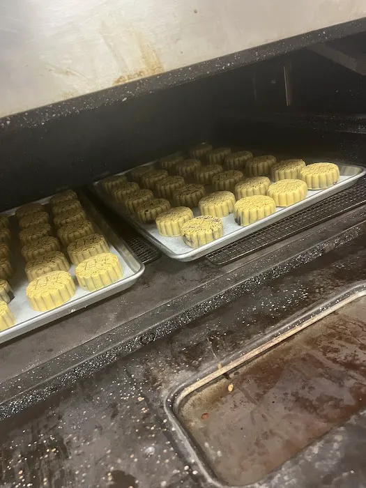 Lucky Bakery & BBQ Picture 1