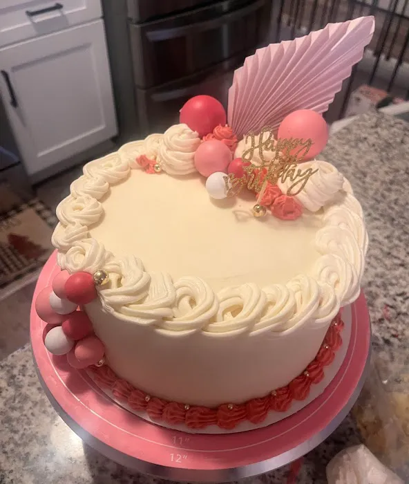 Collie's Cakes Picture 7