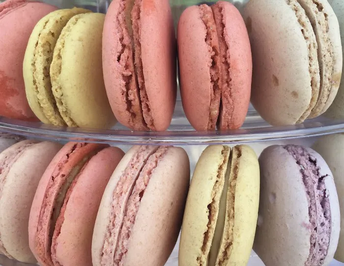 Madame Macaron MKE Picture 6