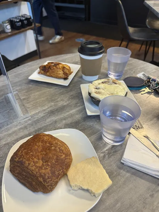 Greige Pâtisserie Picture 1