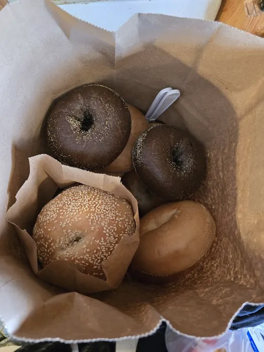 Allie Boy’s Bagelry & Luncheonette Picture 9
