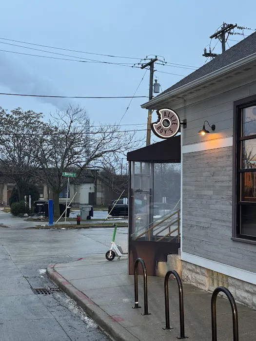 Allie Boy’s Bagelry & Luncheonette Picture 6