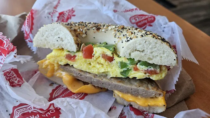 Big Apple Bagels Picture 6