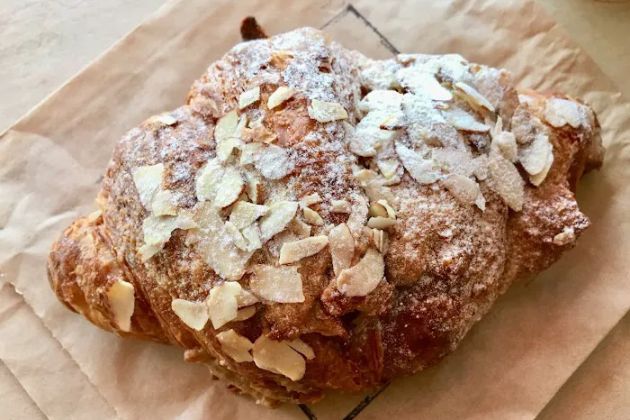 Simple Bakery & Market