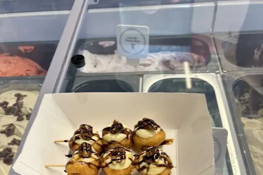 Dinkys Donuts and Gelato