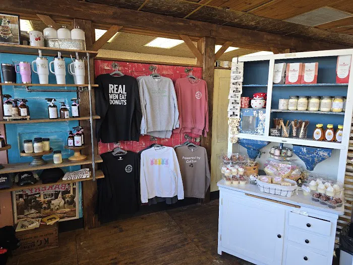 Angie's Sugar Buzz Bakery Picture 9